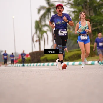 Runner Photo 7539715