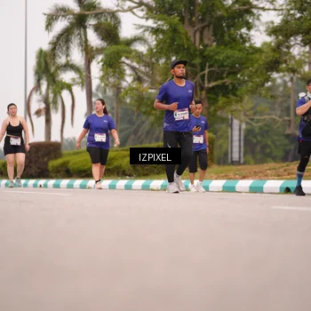 Runner Photo 7539784
