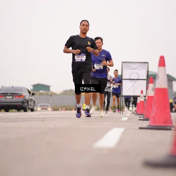 Runner Photo 7539822