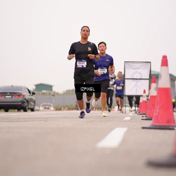 Runner Photo 7539824