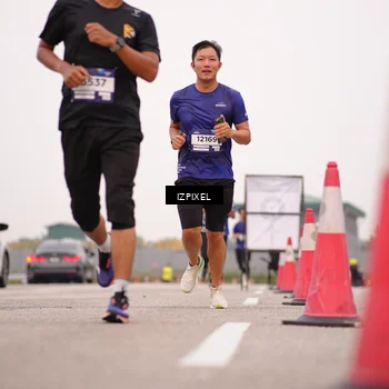 Runner Photo 7539831