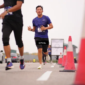 Runner Photo 7539833