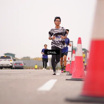 Runner Photo 7539839