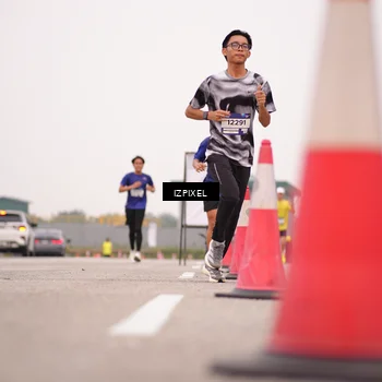 Runner Photo 7539842