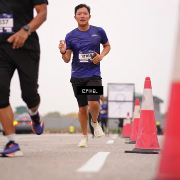Runner Photo 7539843