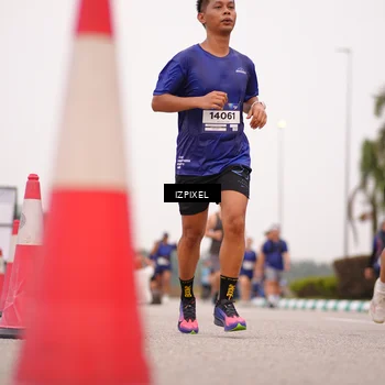 Runner Photo 7539847