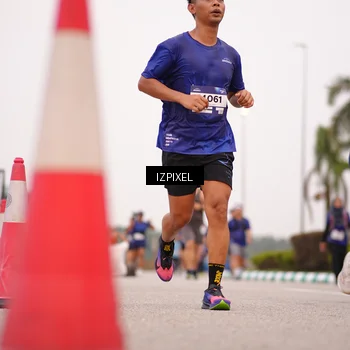 Runner Photo 7539849
