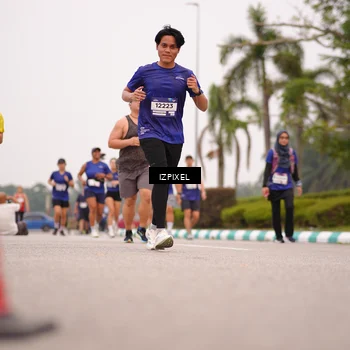 Runner Photo 7539854