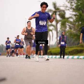 Runner Photo 7539855