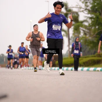 Runner Photo 7539858