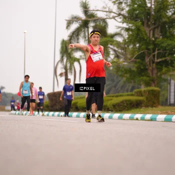 Runner Photo 7539900