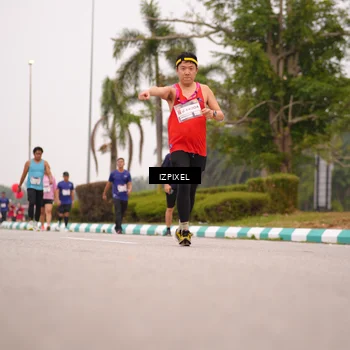 Runner Photo 7539903