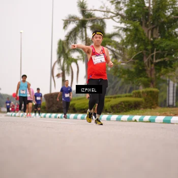 Runner Photo 7539904