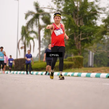 Runner Photo 7539909