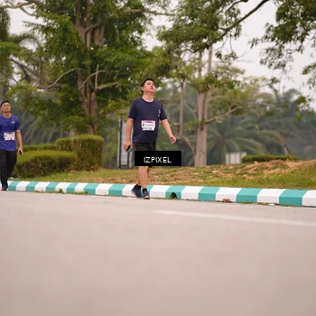 Runner Photo 7539915