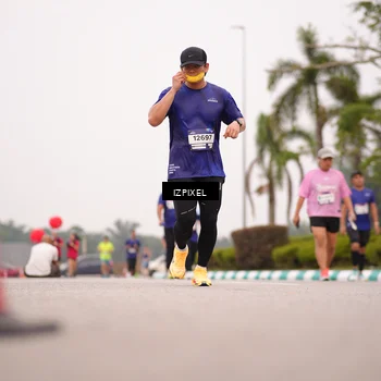 Runner Photo 7539918