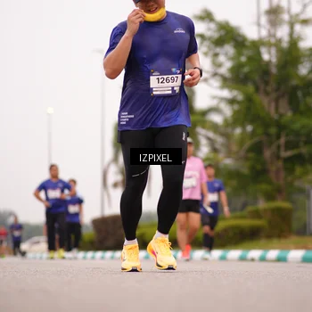 Runner Photo 7539930