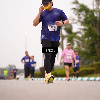 Runner Photo 7539931