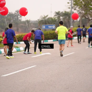 Runner Photo 7540003