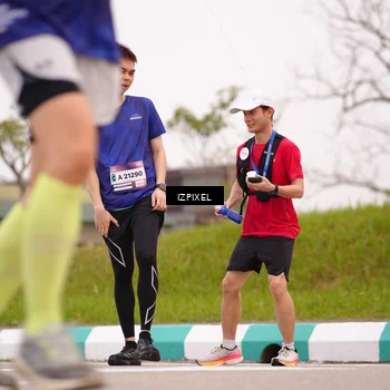 Runner Photo 7540075