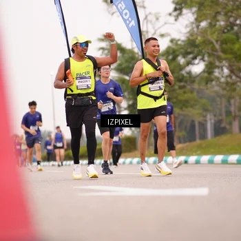 Runner Photo 7540080