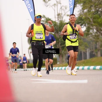 Runner Photo 7540083