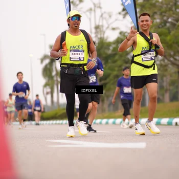 Runner Photo 7540086