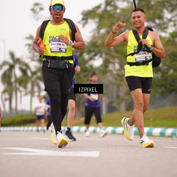 Runner Photo 7540087