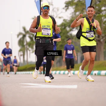 Runner Photo 7540089