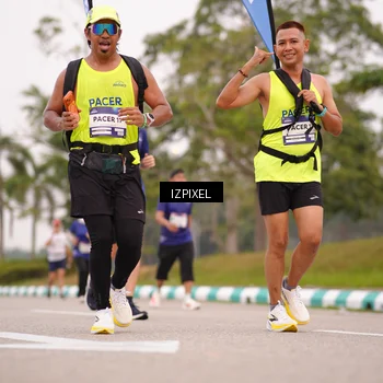 Runner Photo 7540090
