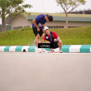 Runner Photo 7540112