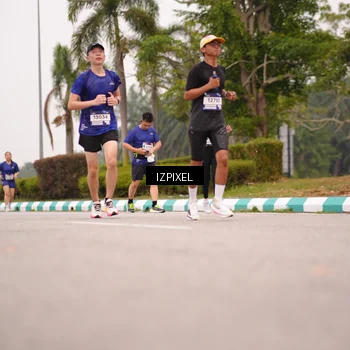 Runner Photo 7540136