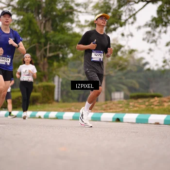 Runner Photo 7540139