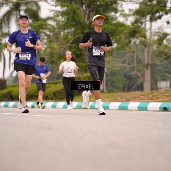 Runner Photo 7540141