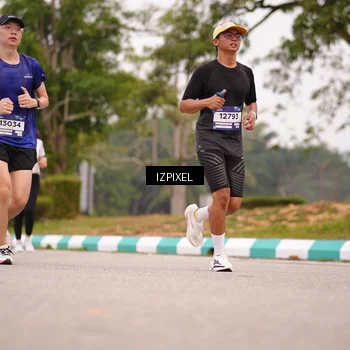 Runner Photo 7540143