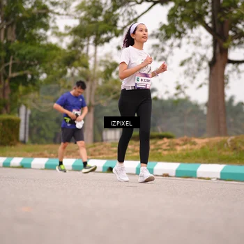 Runner Photo 7540154
