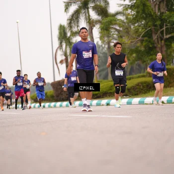 Runner Photo 7540164