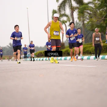 Runner Photo 7540184