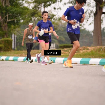 Runner Photo 7540194