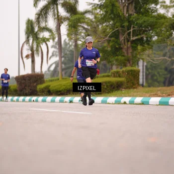Runner Photo 7540205