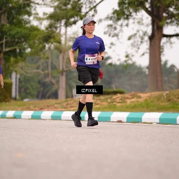 Runner Photo 7540210