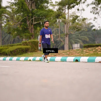 Runner Photo 7540213