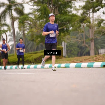 Runner Photo 7540218