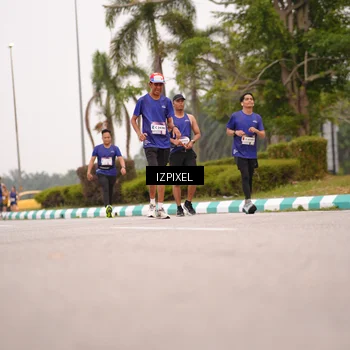 Runner Photo 7540221