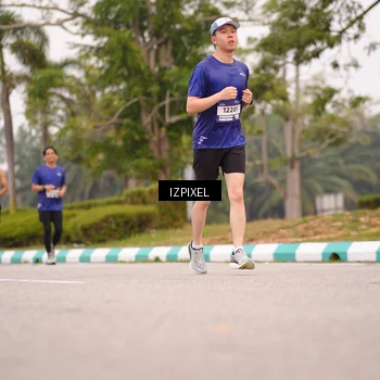 Runner Photo 7540223