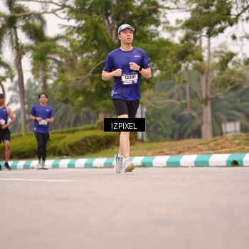 Runner Photo 7540224