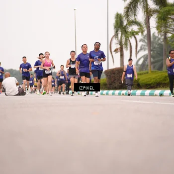 Runner Photo 7540246
