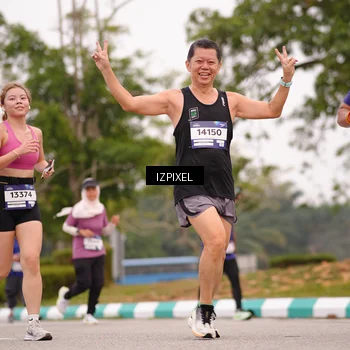 Runner Photo 7540261