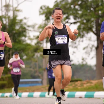 Runner Photo 7540267