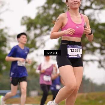 Runner Photo 7540270